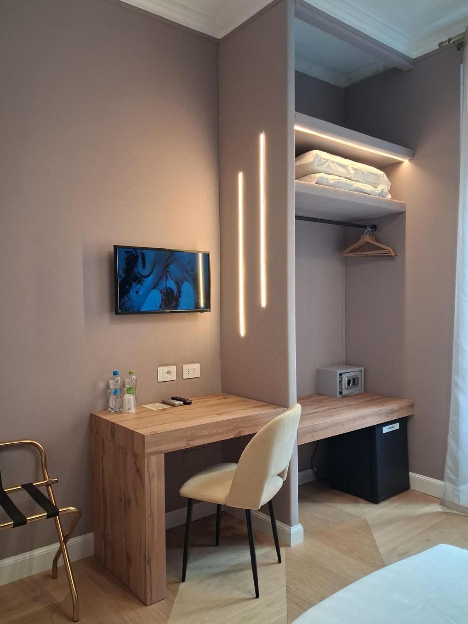 Hotel Fiori — Foto’s 1